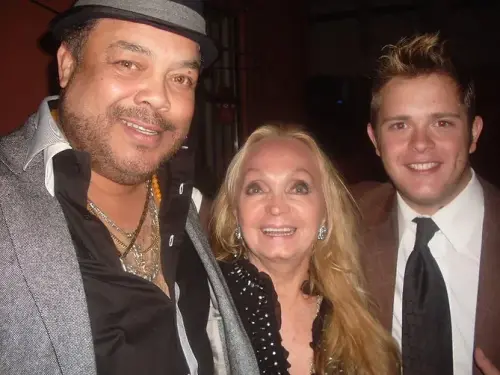 259090 23a4809ffe154d81a2fd23aa554288f1