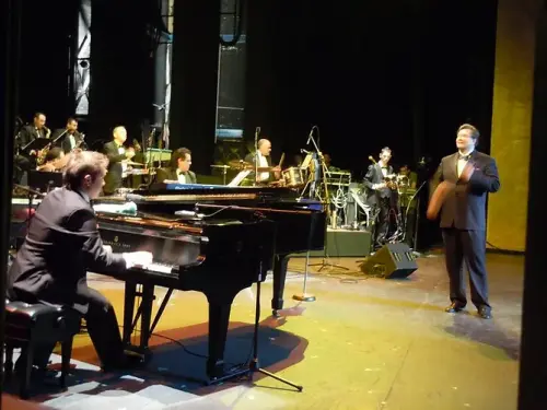 259090 3c7ee2076acc4f96918f32dee1f4e13a