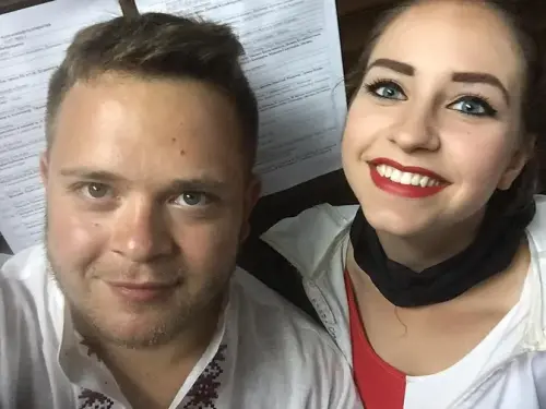 259090 93850f03c83e4518a1328cdeaf76b3eb mv2