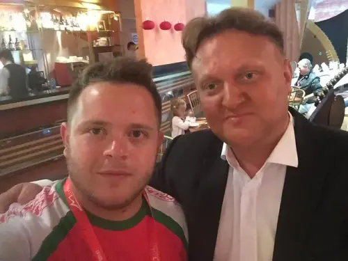 259090 97954a3581ad42d385394dcdcaeb2d55 mv2