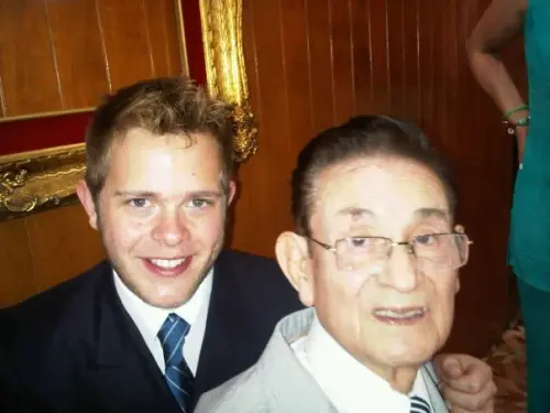 259090 a6d3a986e36641868a9a8368d1dff2e7